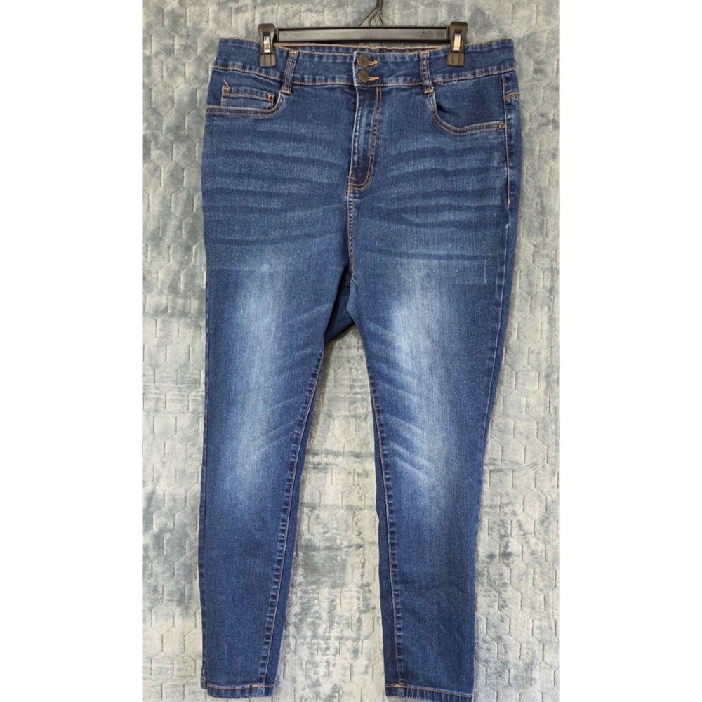 Ladies Truly Bella Denim Jeans Stretchy Super Soft size 16